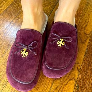 NWOT Tory Burch Mules — 8.5